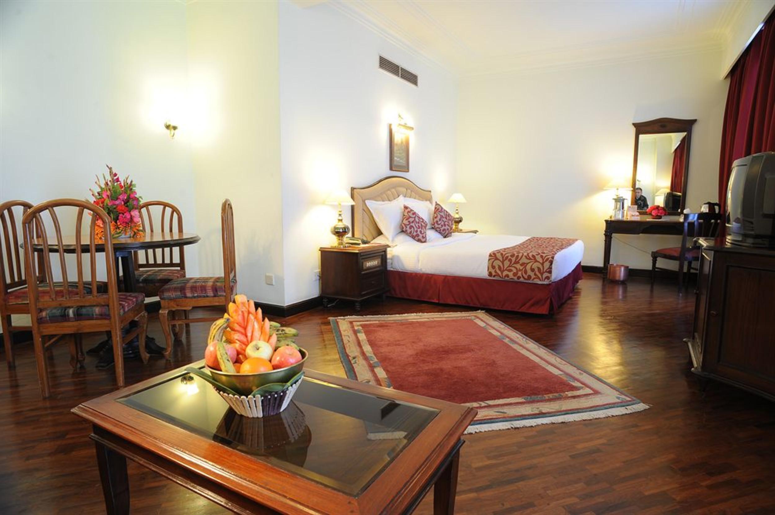 Grand Hotel קטמנדו מראה חיצוני תמונה