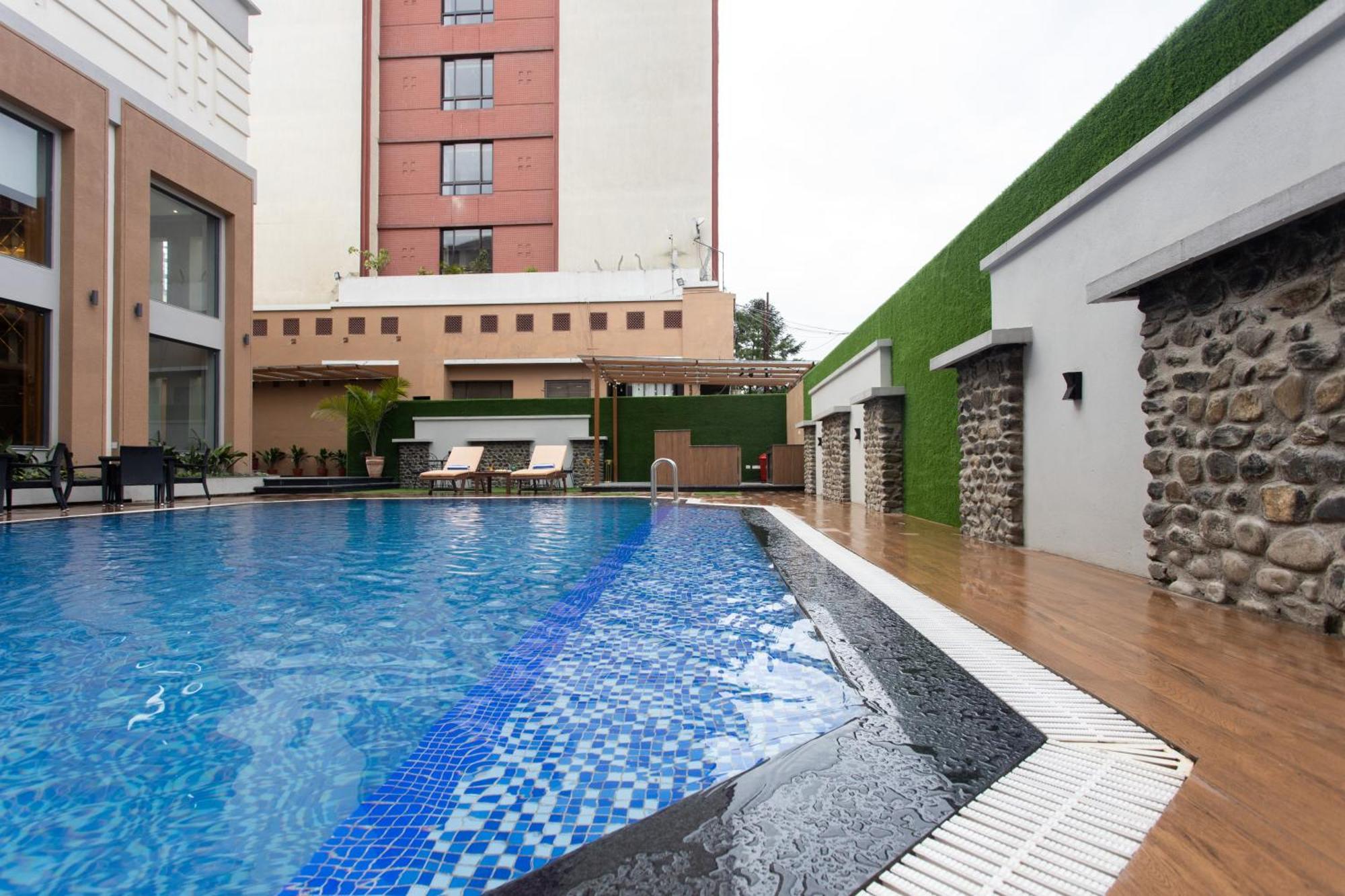 Grand Hotel קטמנדו מראה חיצוני תמונה