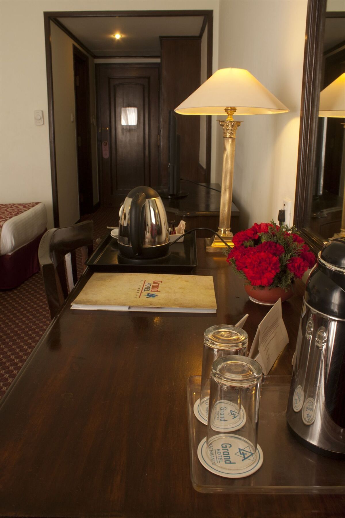 Grand Hotel קטמנדו מראה חיצוני תמונה