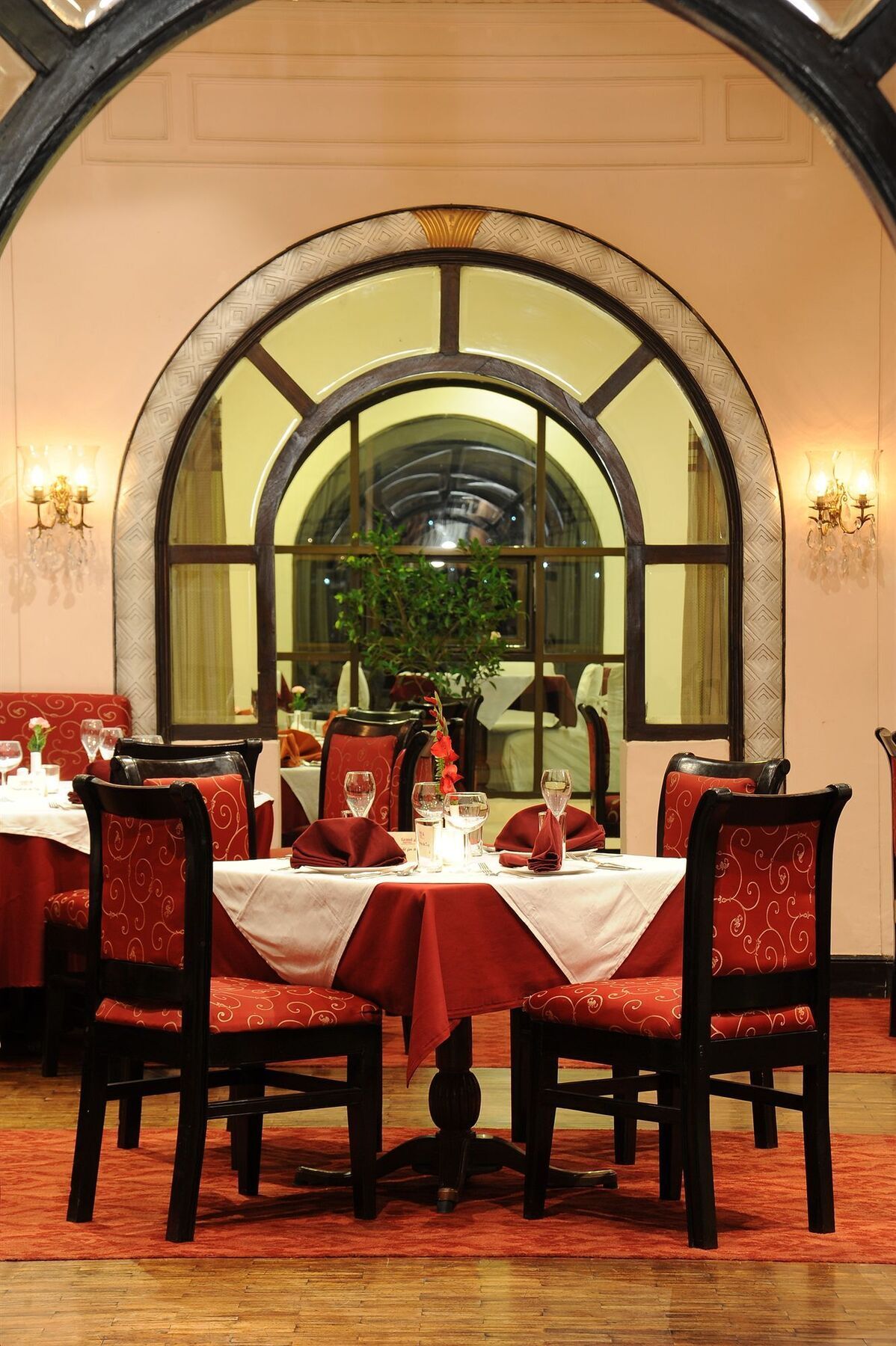 Grand Hotel קטמנדו מראה חיצוני תמונה